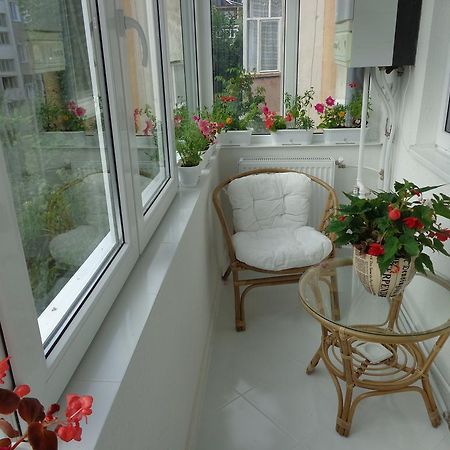 Olympus Apartment Alba Iulia Eksteriør bilde