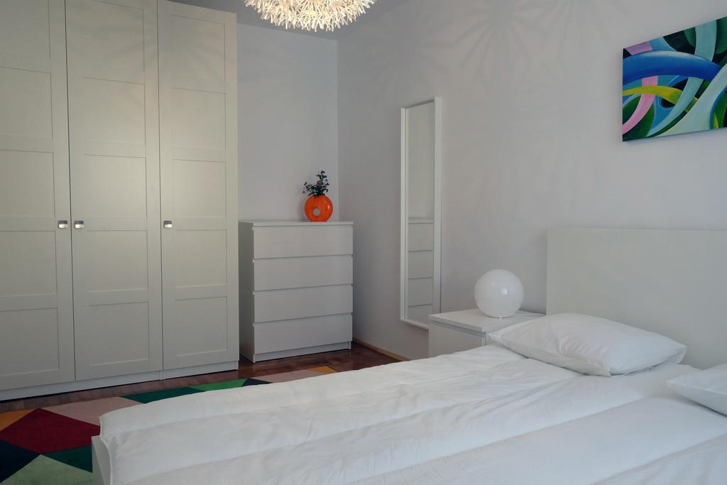 Olympus Apartment Alba Iulia Eksteriør bilde